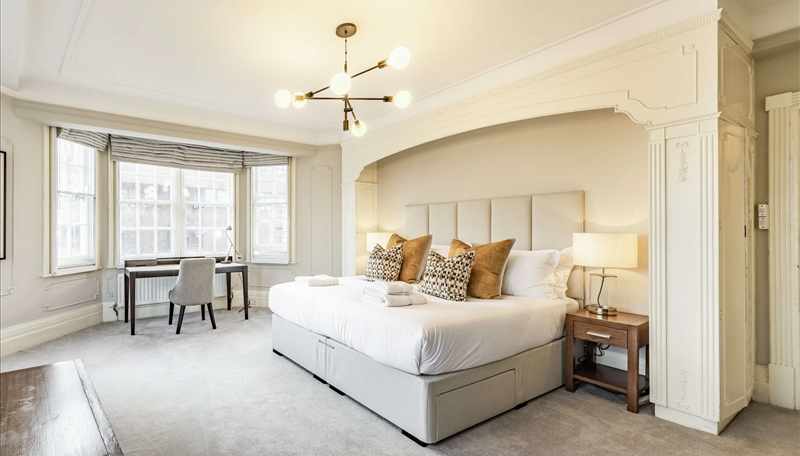 Six Bedroom Apartment To Let Strathmore Court  St Johns Wood NW8 Image 13