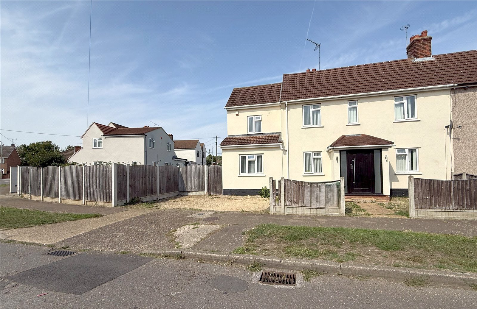 Burgess Avenue, Stanford-le-Hope, Essex, SS17 Image 1