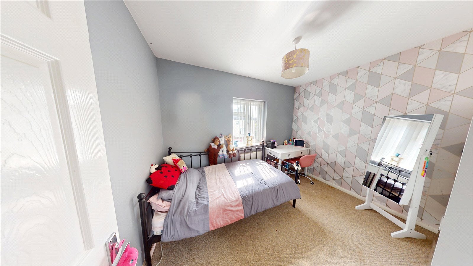 Burgess Avenue, Stanford-le-Hope, Essex, SS17 Image 14