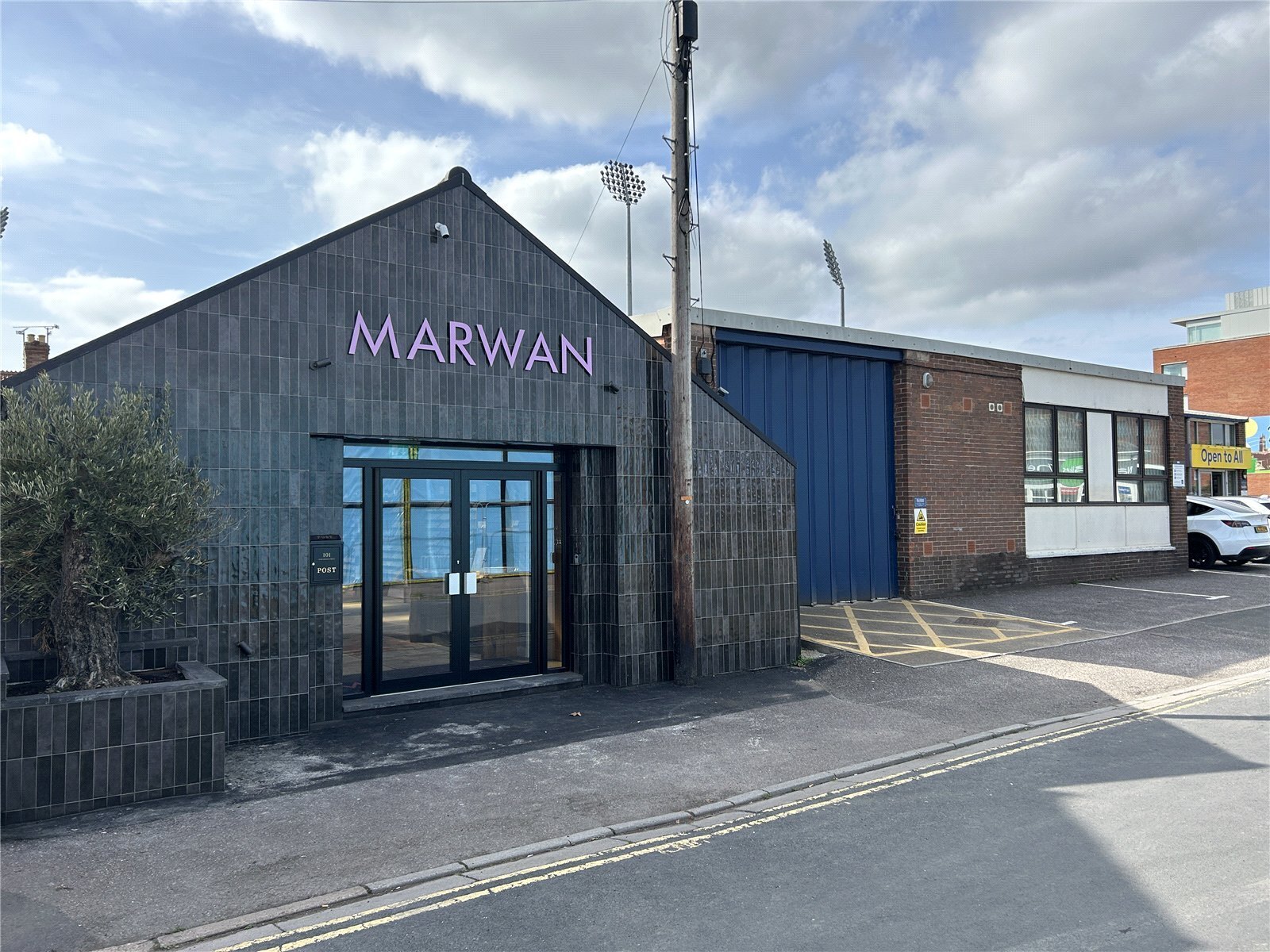 Winchester Street, Taunton, Somerset, TA1