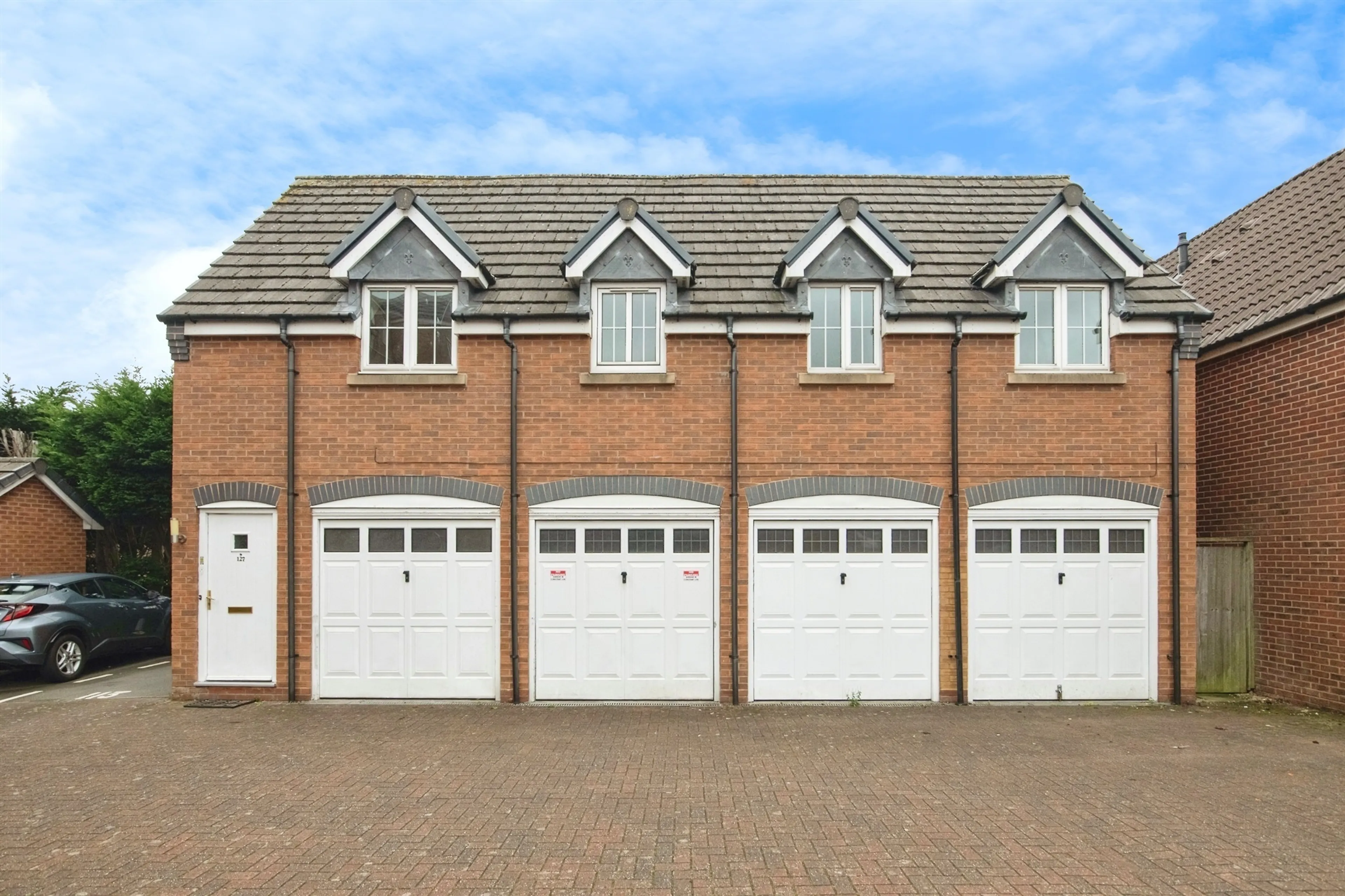 Property photo 0