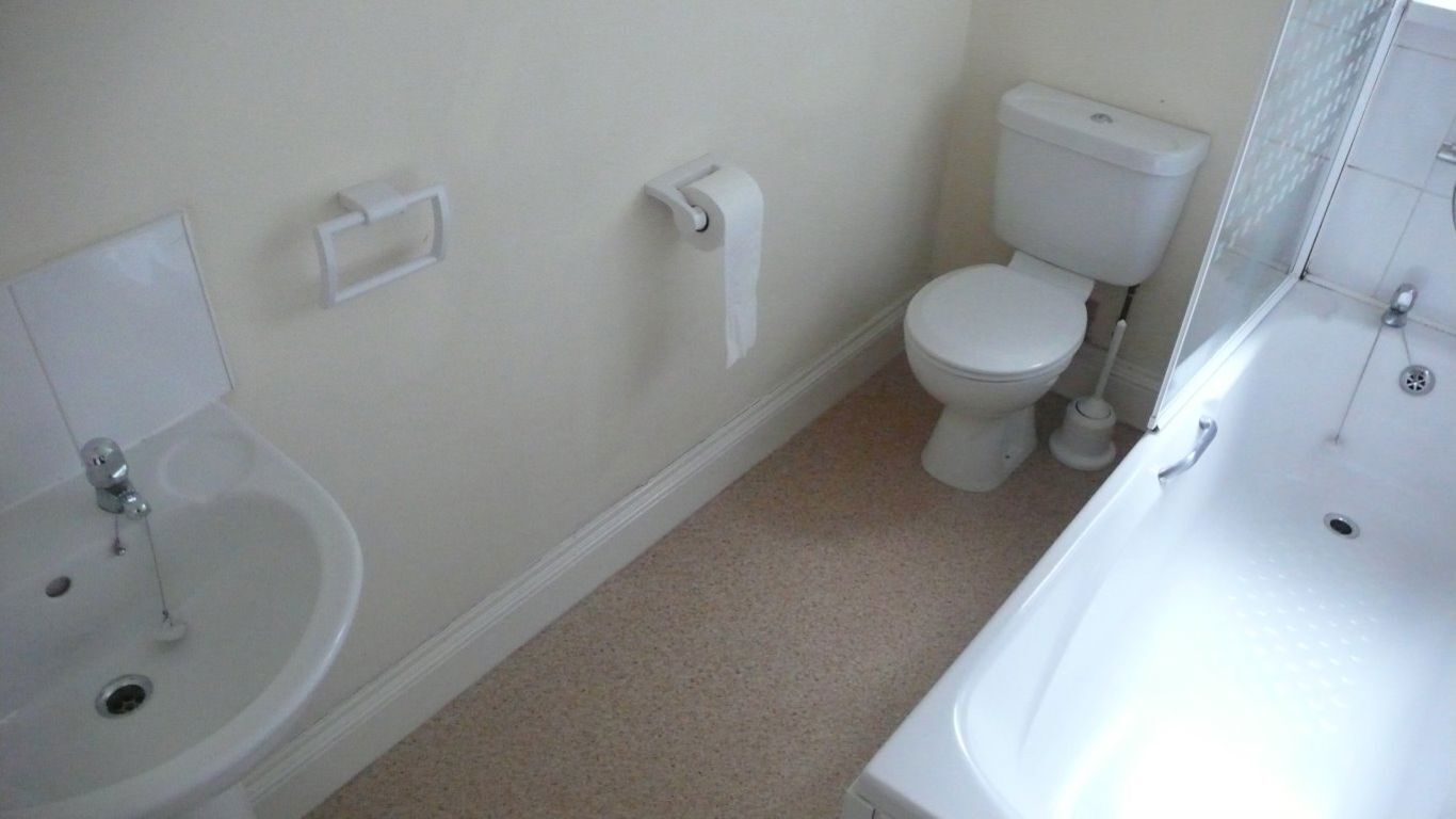 Flat 1 933 Bristol Road, B29 6ND Image 2