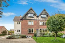 South Stoke Road, Woodcote, Reading