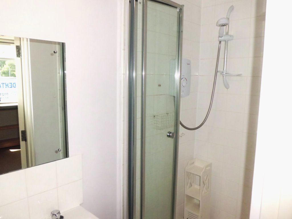 F6 Bournbrook House, B29 6BD Image 8
