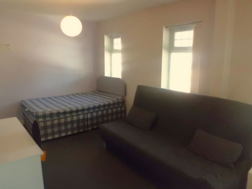 F7 Bournbrook House, B29 6BD Image 5
