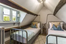Fox Lane, Westcott Barton, OX7 photo 8