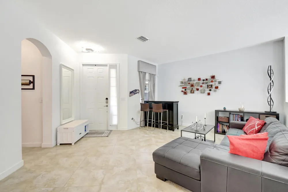 4598 Capital Dr, Lake Worth Beach, FL 33463