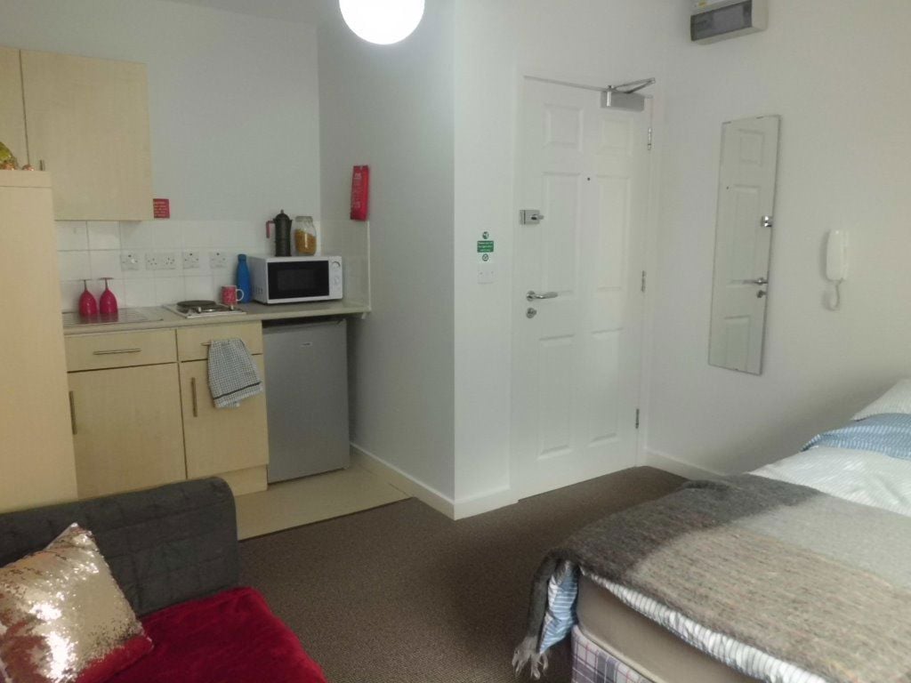 F8 Bournbrook House, B29 6BD Image 7