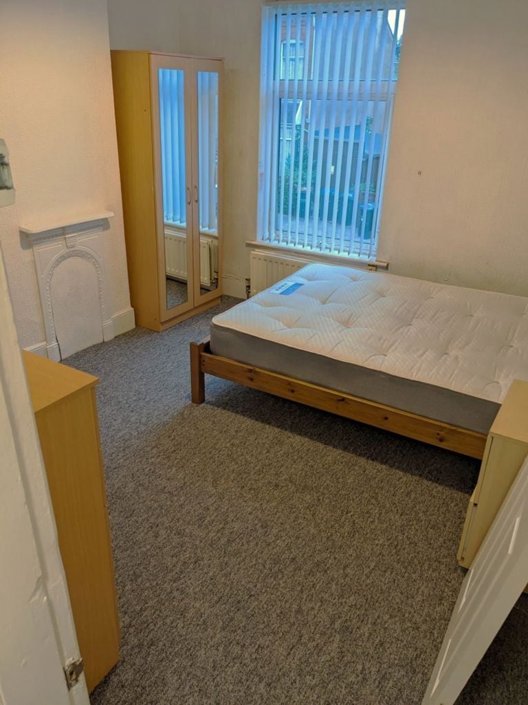 110 Hubert Road, B29 6ER Image 5