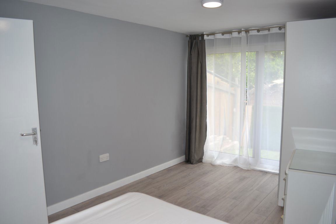 874 Pershore Road, B29 7LS Image 15