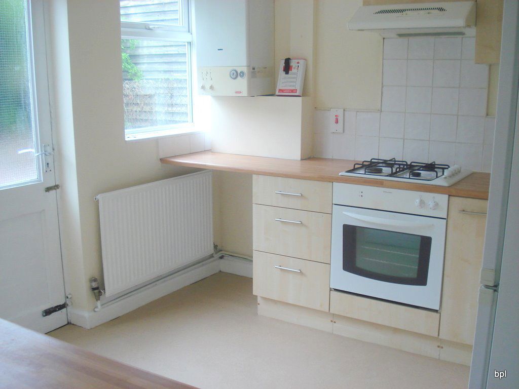 5 Poole Cresent, B17 0PE Image 2