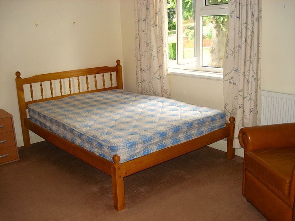 130 Poole Crescent, B17 0PD Image 5