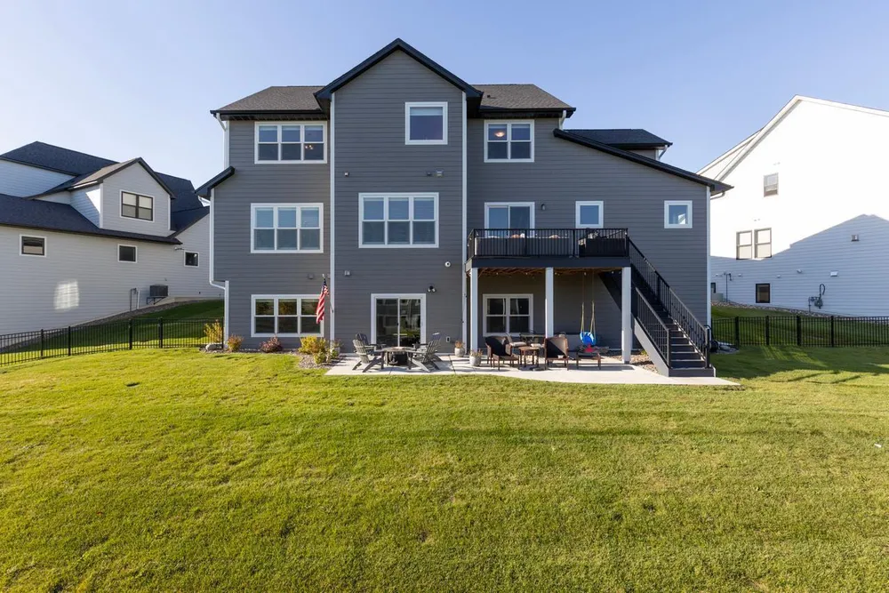 16497 64th Ave N, Maple Grove, MN 55311