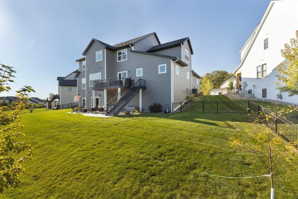 16497 64th Ave N, Maple Grove, MN 55311
