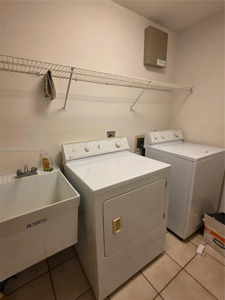 4802 Matanzas Ave, Fort Pierce, FL 34946
