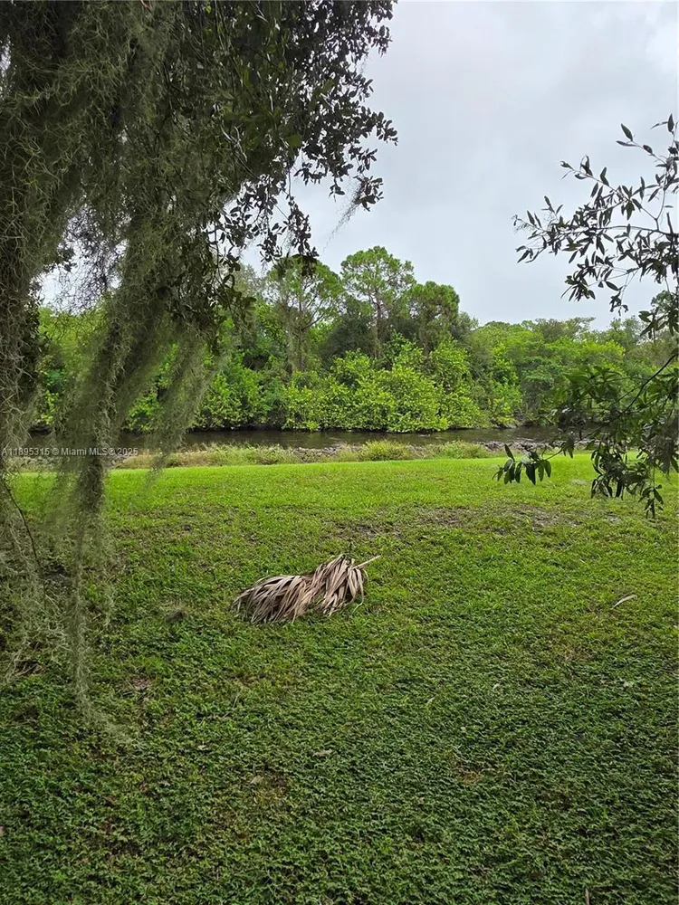 4802 Matanzas Ave, Fort Pierce, FL 34946