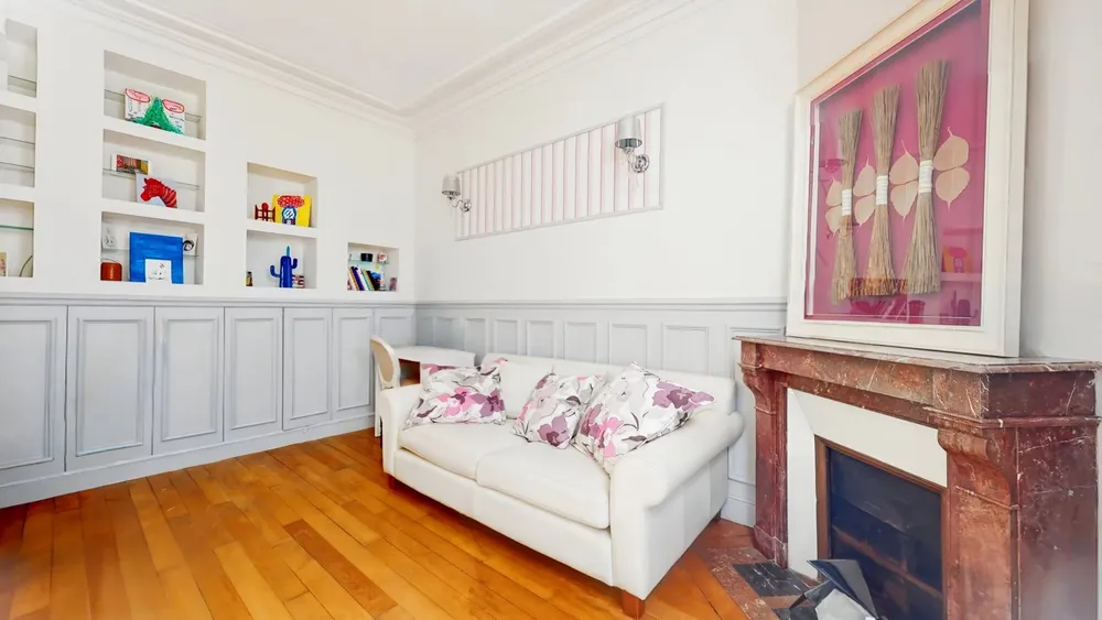 Suresnes, 92150, France