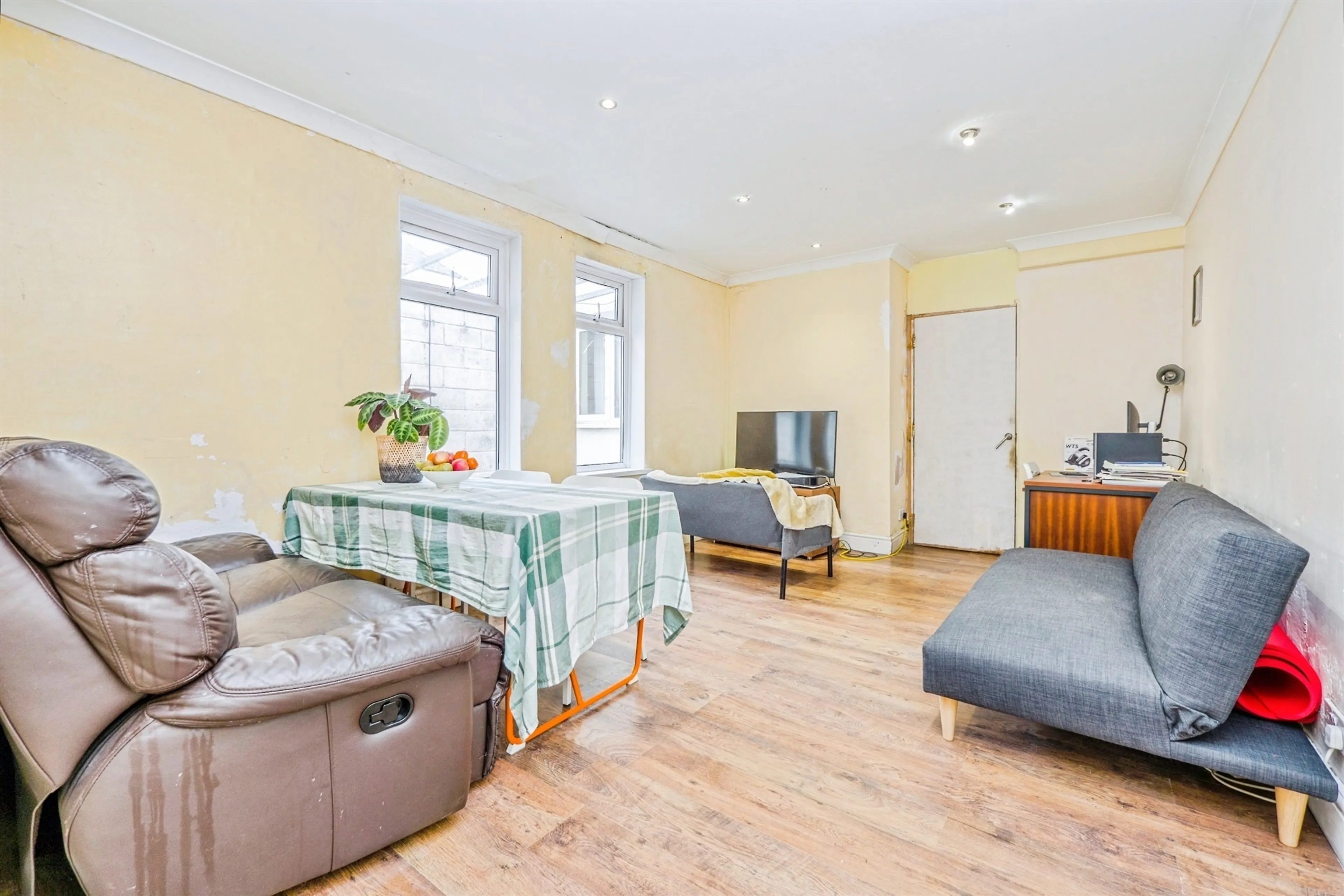 Property at Claude Place, Roath, Cardiff