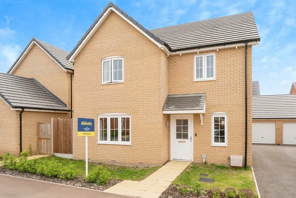 Turner Crescent, Postwick, Norwich, N...