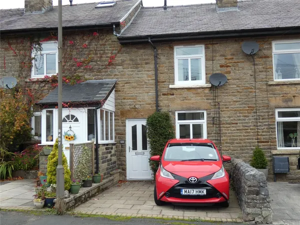 Macclesfield Old Road, Buxton, Derbys...