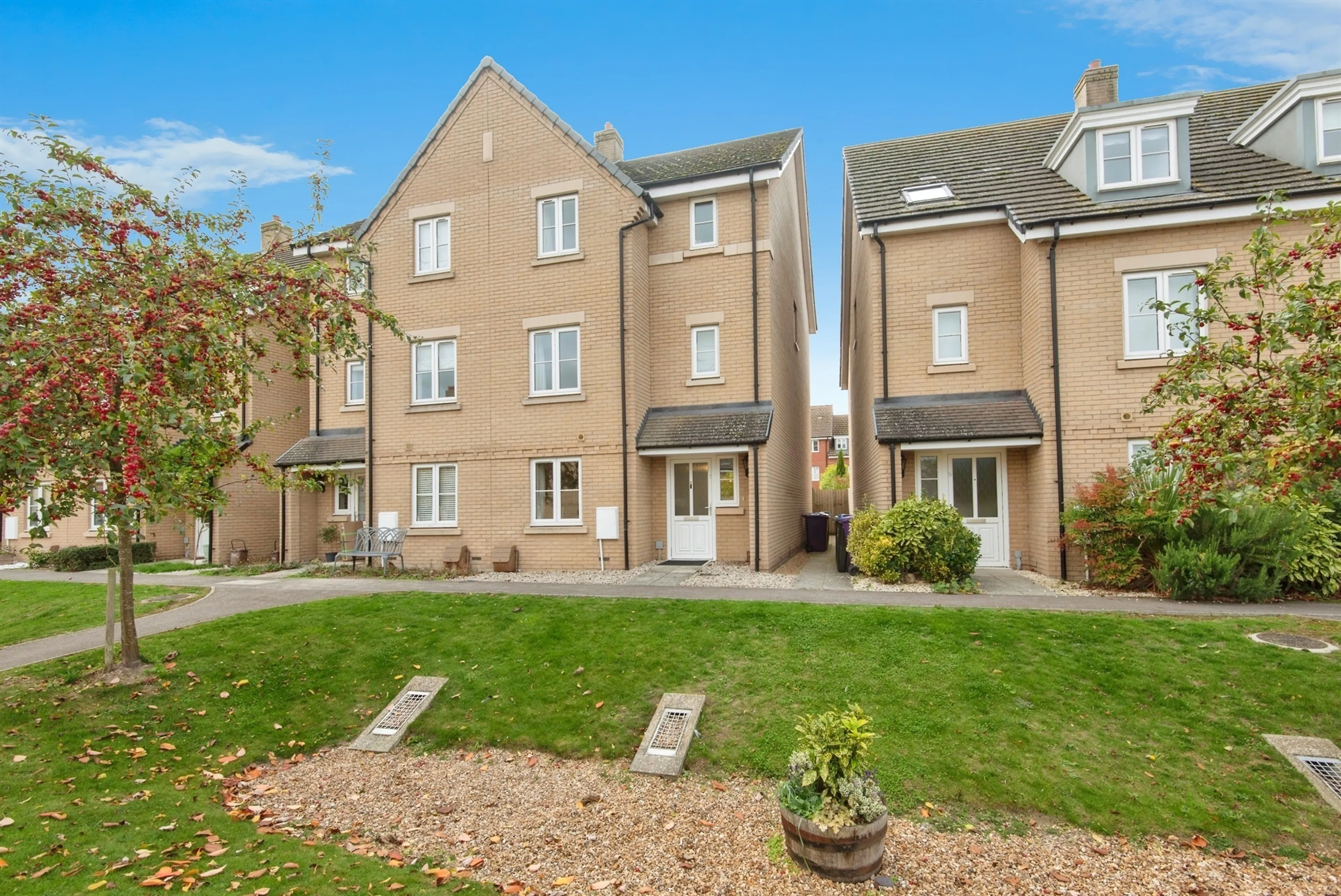 Property at Grenfell Gardens, Royston