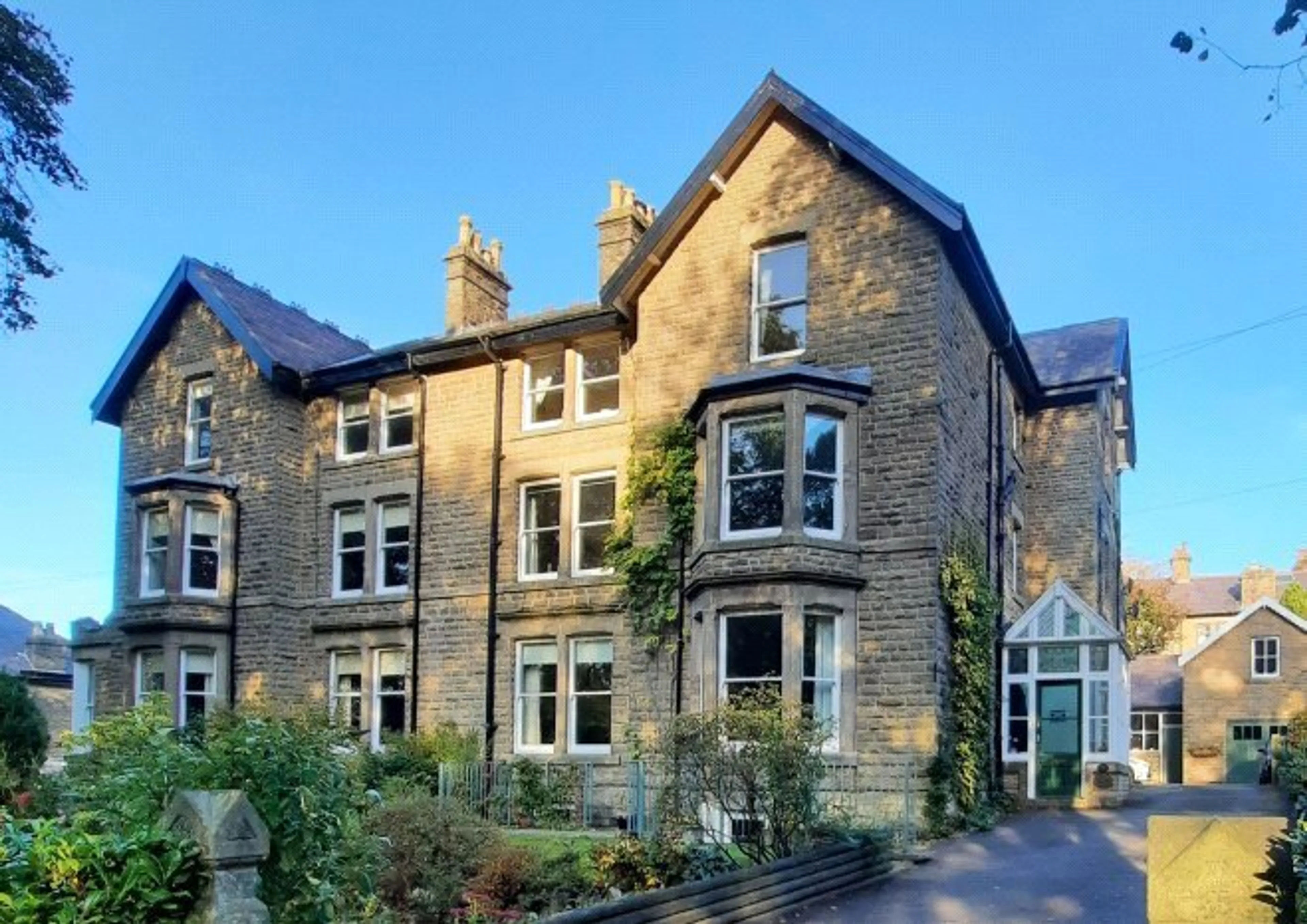 Property photo 0