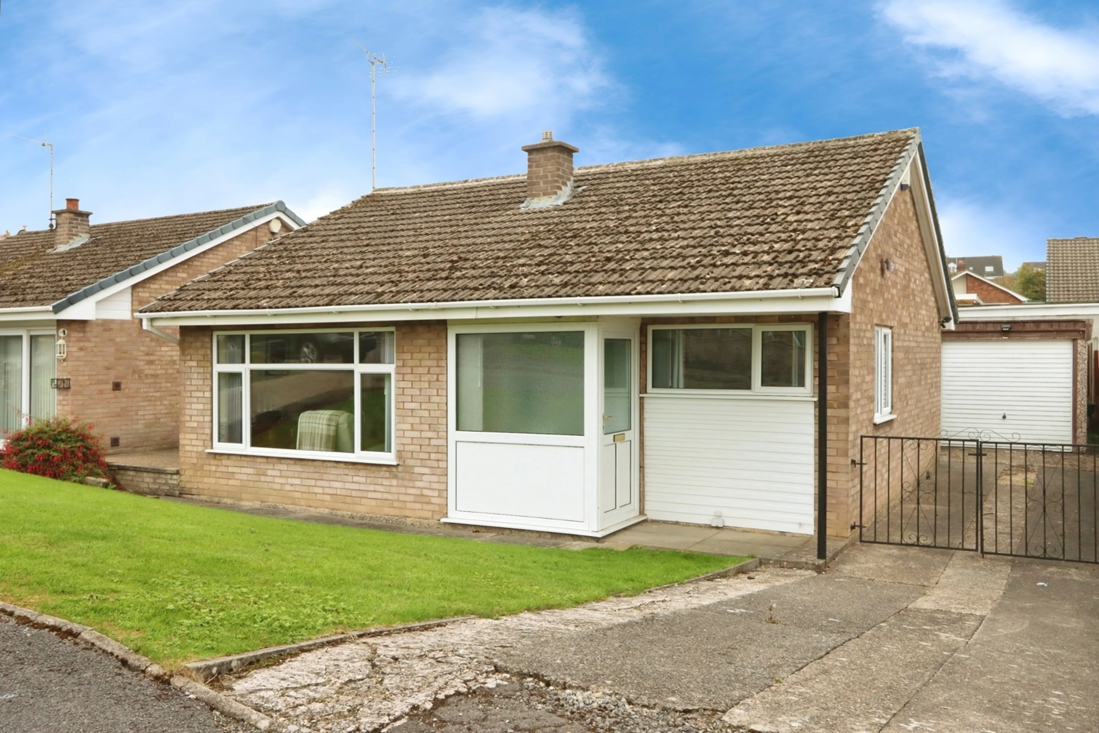 Property photo 0