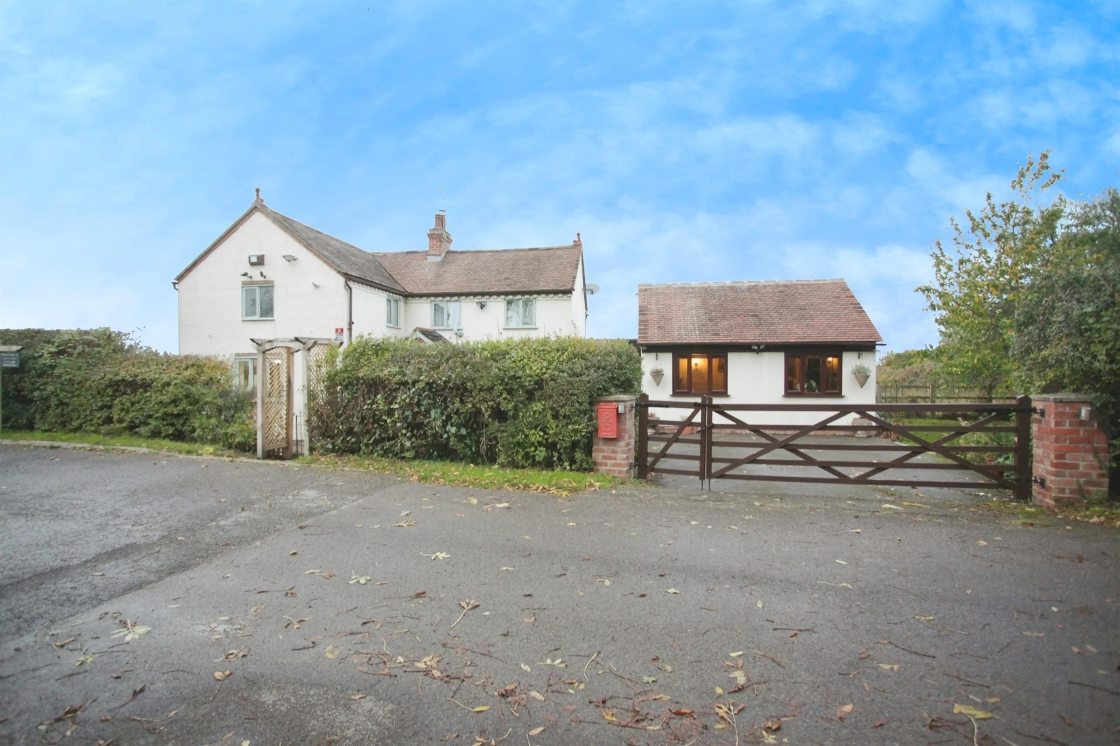 Property at Wood Lane, Shilton, Coventry