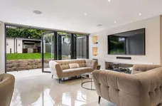 Tolmers Road, Cuffley, EN6 photo 6