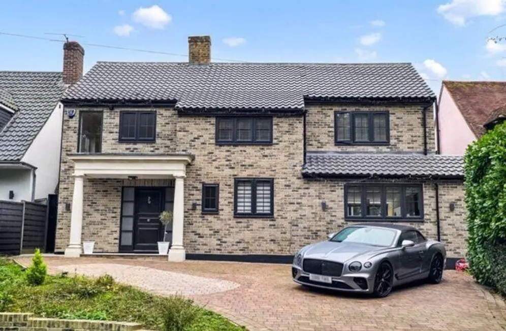 Tolmers Road, Cuffley, EN6 photo 15