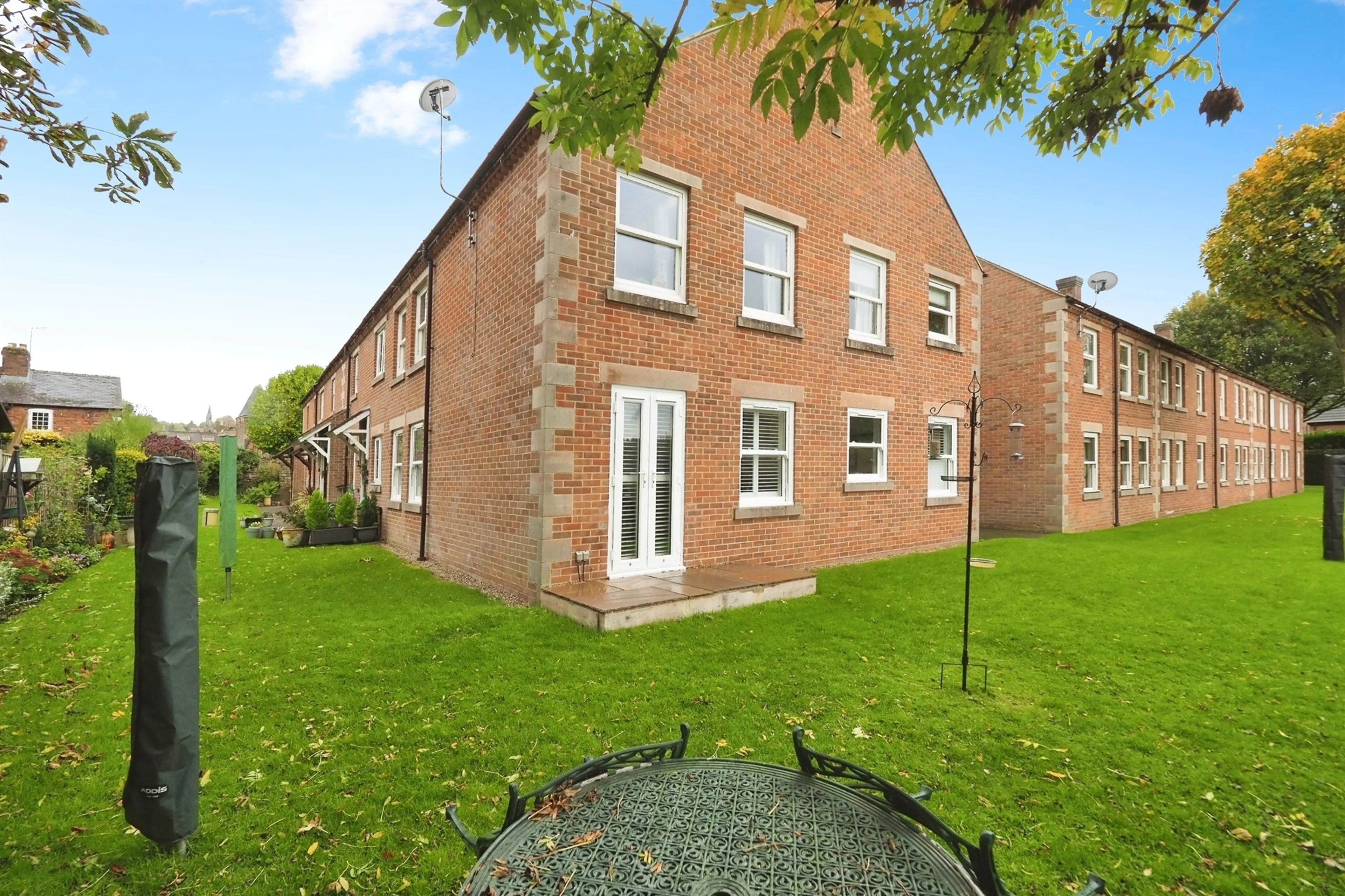 Property photo 0