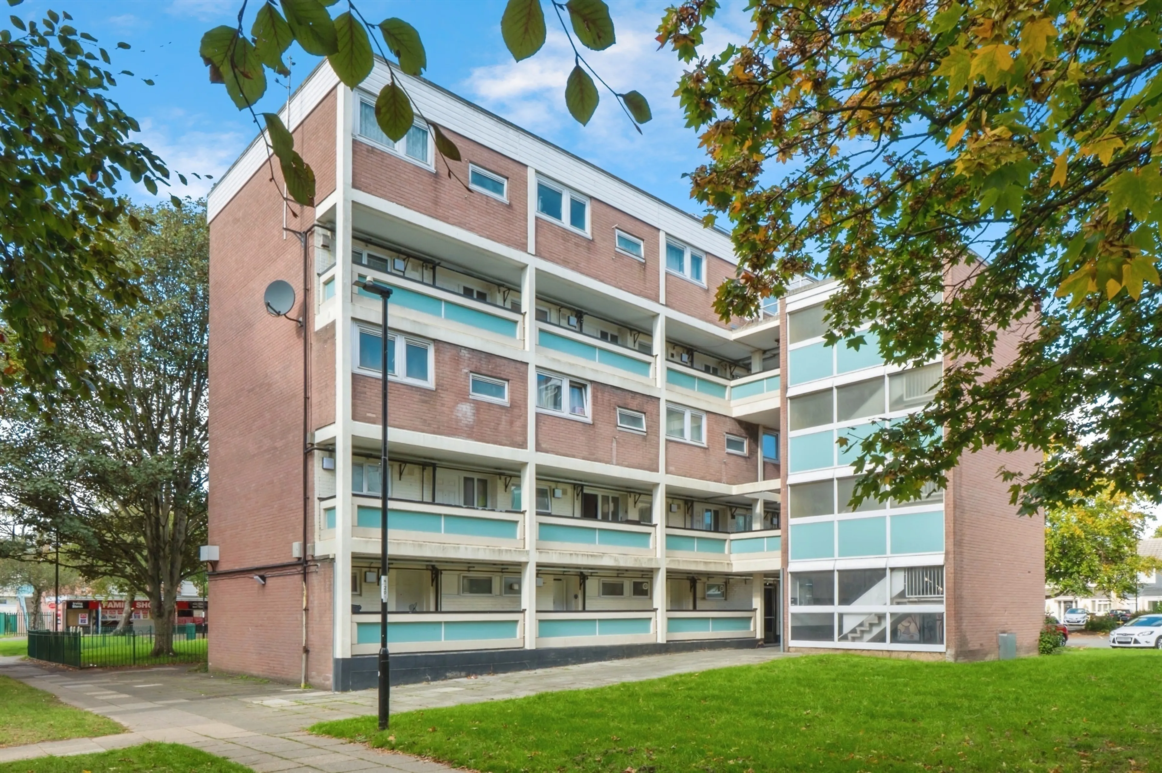 Property photo 0