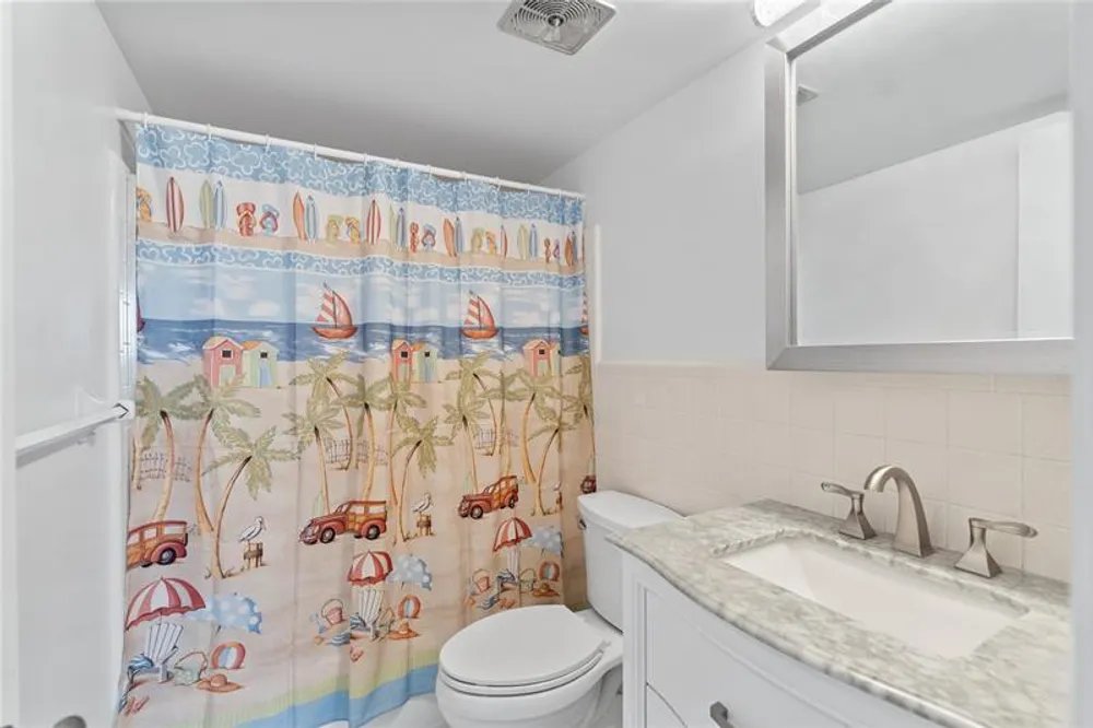 2050 NE 39th St, Pompano Beach, FL 33064
