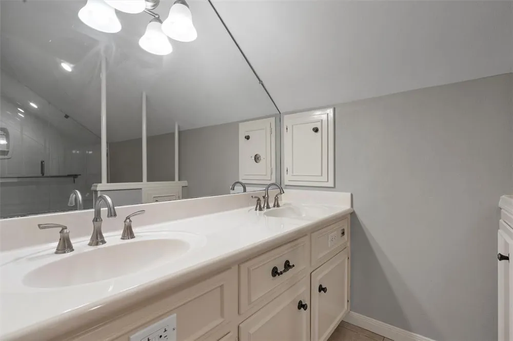 4117 Westchester Dr, Waco, TX 76710