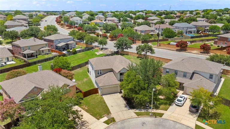 213 Springtree Pkwy, Cibolo, TX 78108