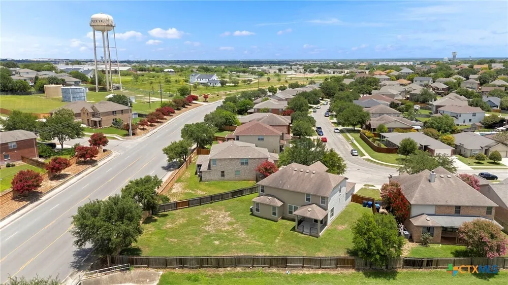 213 Springtree Pkwy, Cibolo, TX 78108