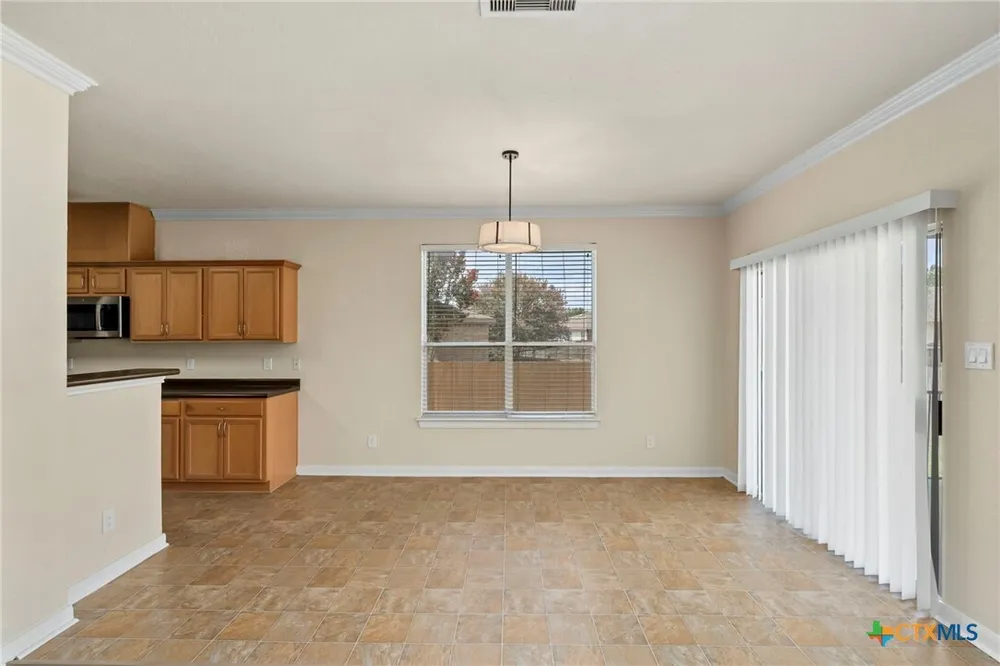 213 Springtree Pkwy, Cibolo, TX 78108