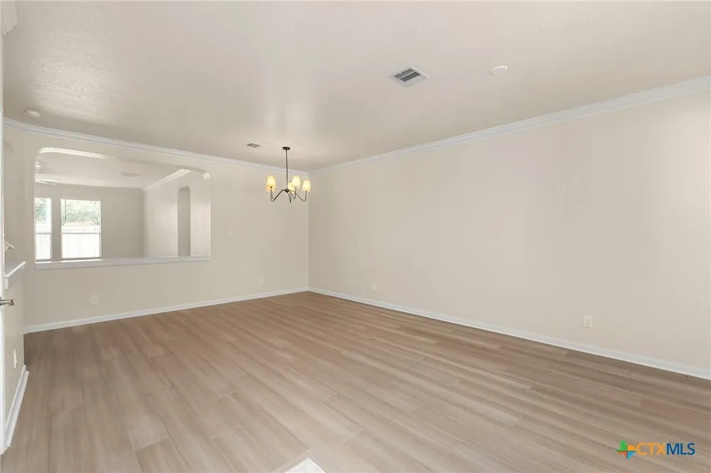 213 Springtree Pkwy, Cibolo, TX 78108