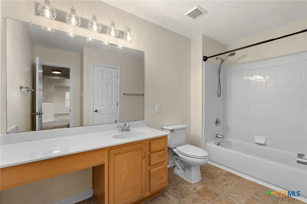 213 Springtree Pkwy, Cibolo, TX 78108