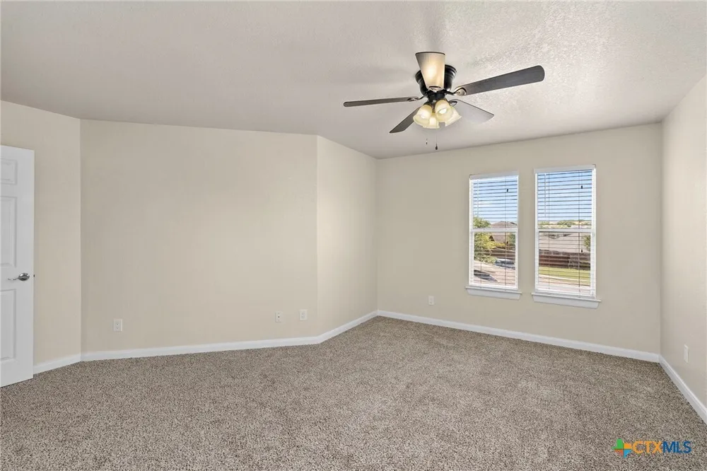 213 Springtree Pkwy, Cibolo, TX 78108
