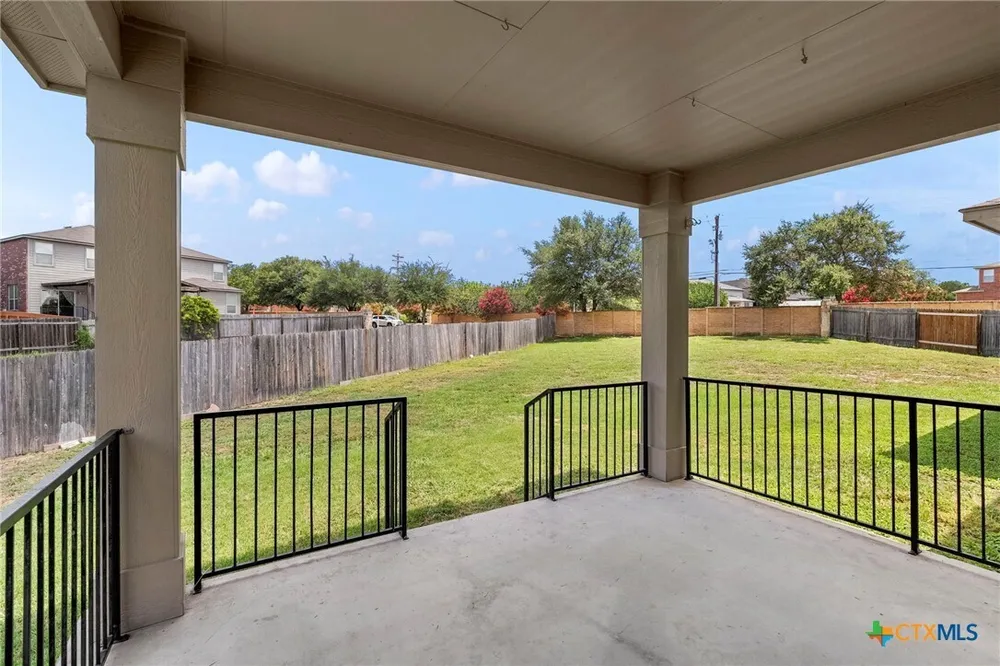 213 Springtree Pkwy, Cibolo, TX 78108