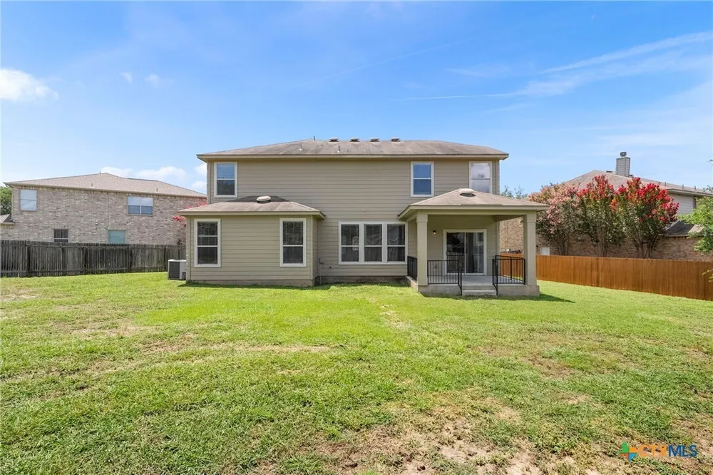 213 Springtree Pkwy, Cibolo, TX 78108