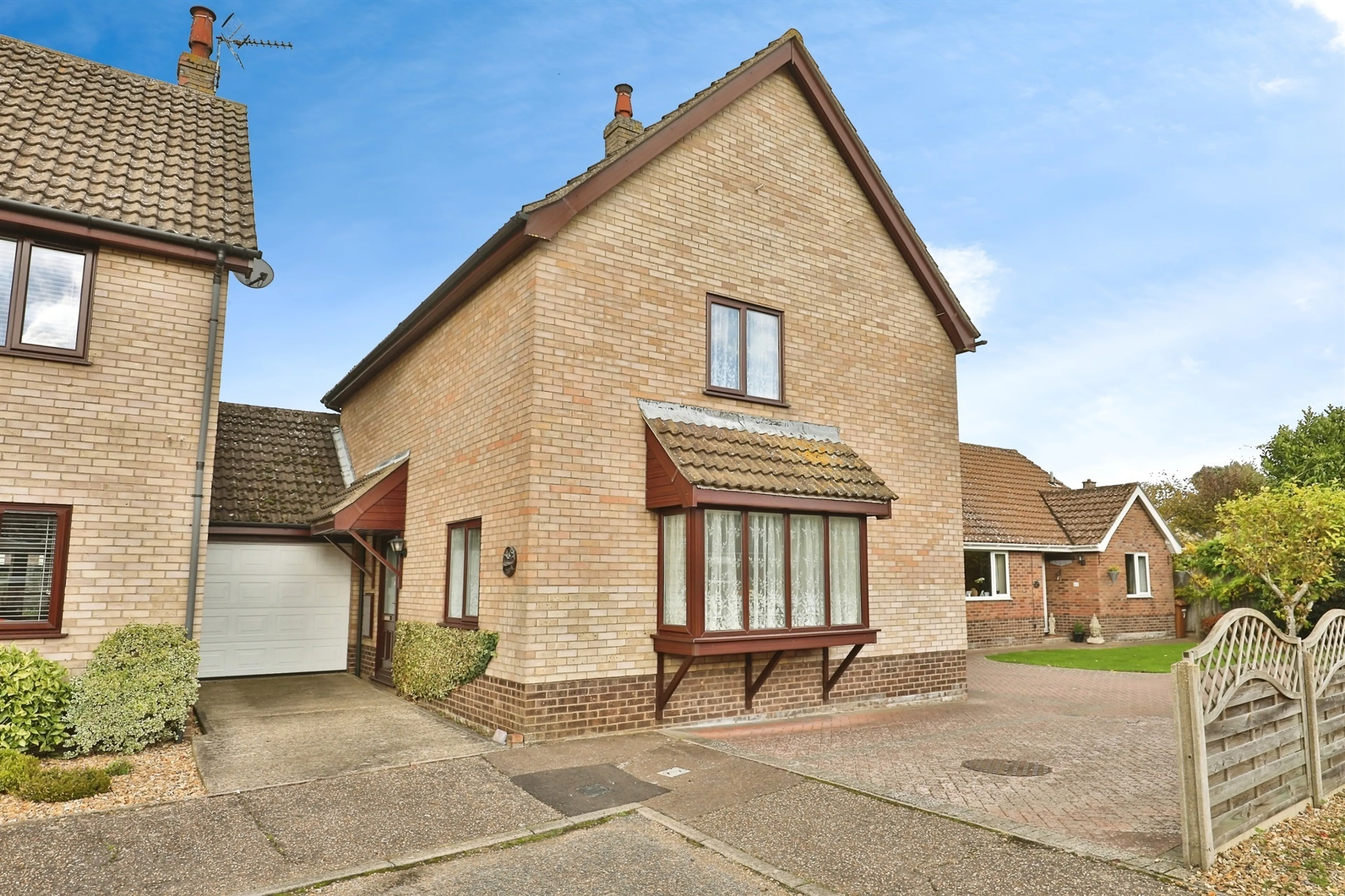 Property photo 0