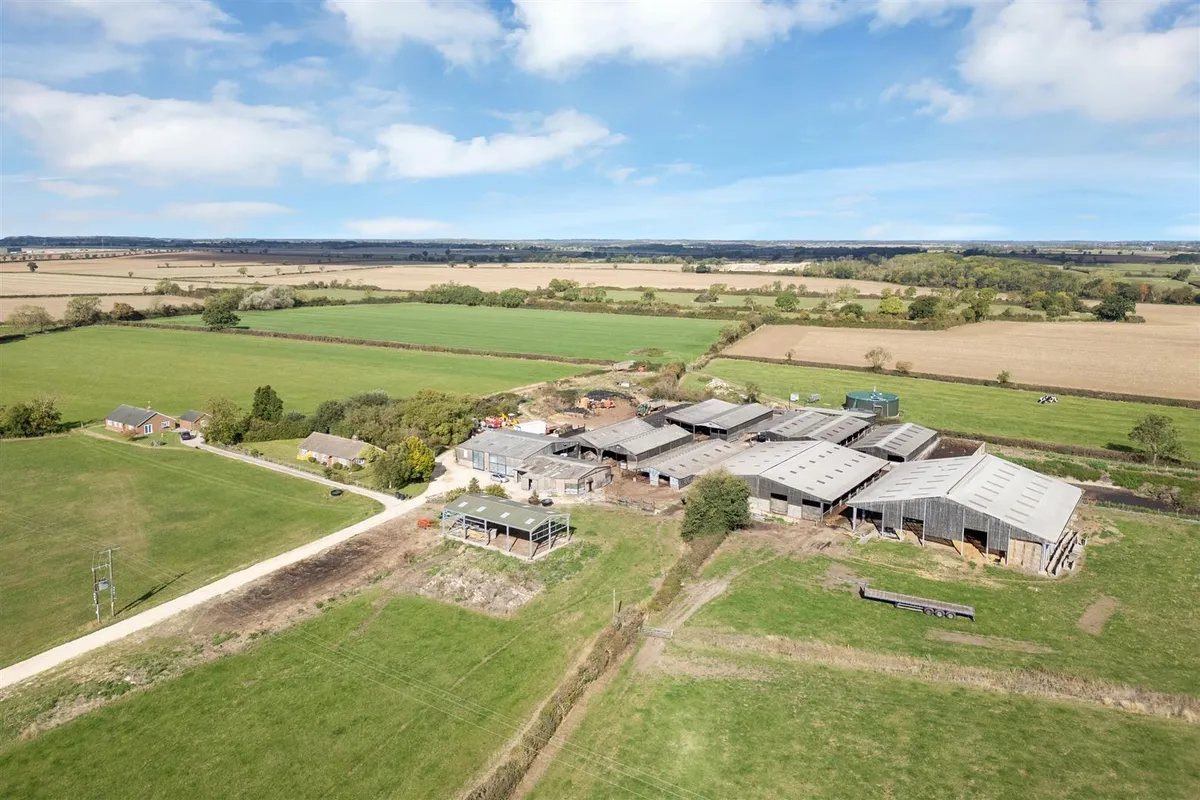 Greetham Lodge Farm, Greetham Road, Stretton, Oakham LE15 7QY
