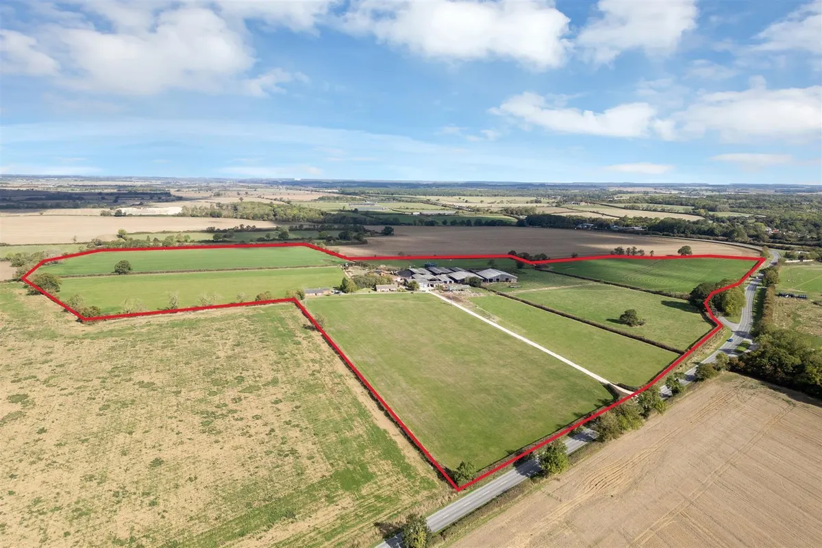 Greetham Lodge Farm, Greetham Road, Stretton, Oakham LE15 7QY
