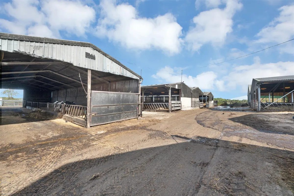Greetham Lodge Farm, Greetham Road, Stretton, Oakham LE15 7QY