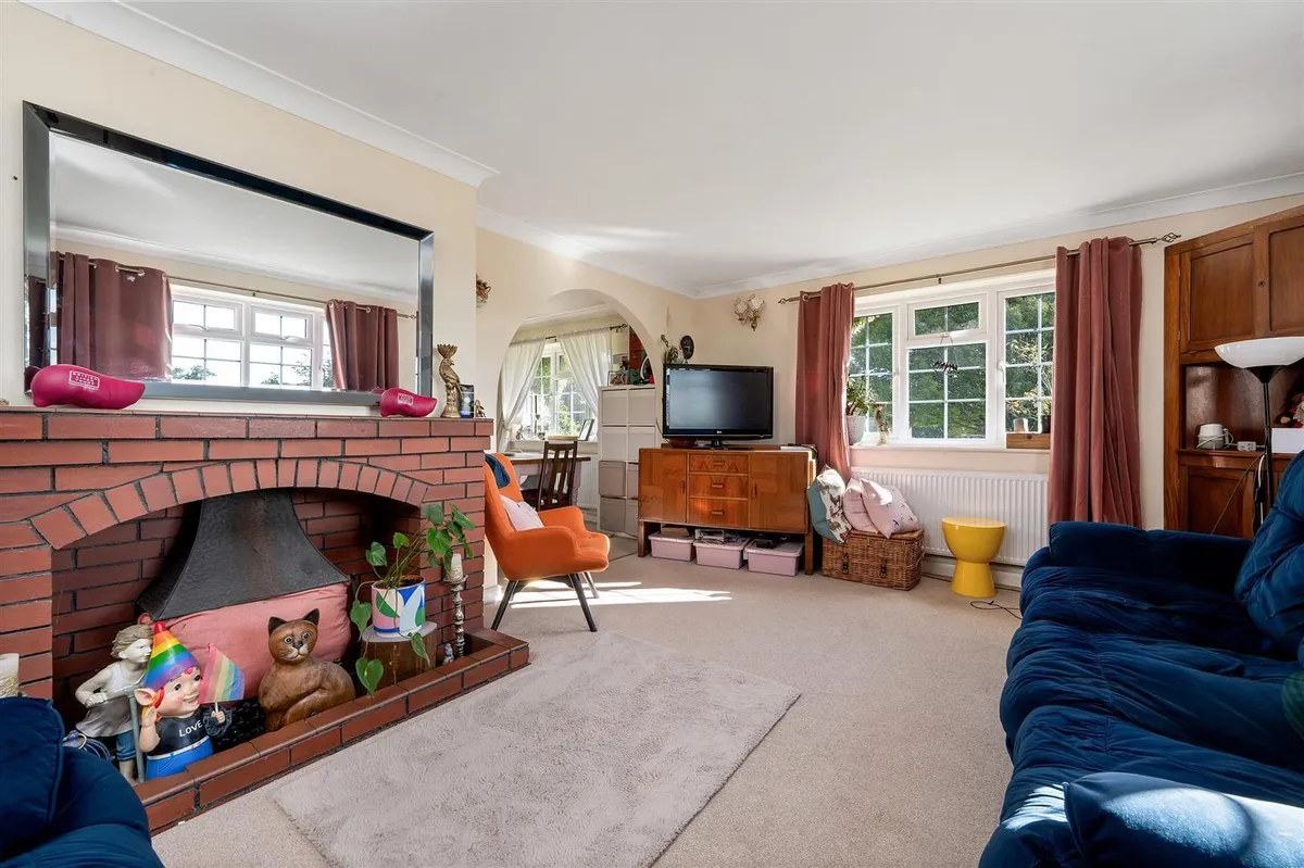 Greetham Lodge Farm, Greetham Road, Stretton, Oakham LE15 7QY