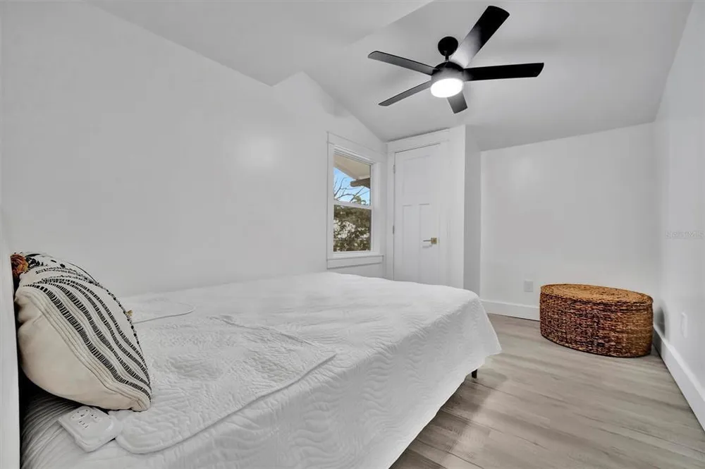 2713 4th Ave W, Bradenton, FL 34205