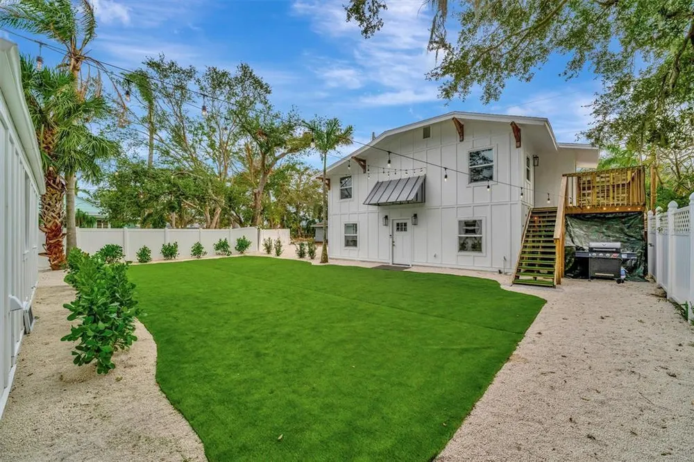 2713 4th Ave W, Bradenton, FL 34205