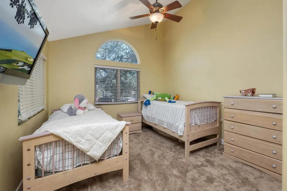 2016 S Grade Rd, Alpine, CA 91901